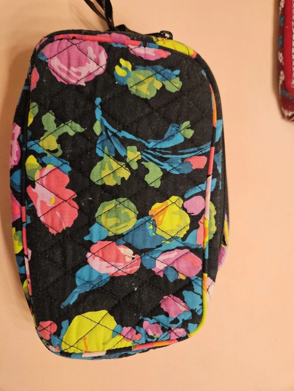 Vera Bradleu Quilted Floral Travel Organizer Bag in Pink